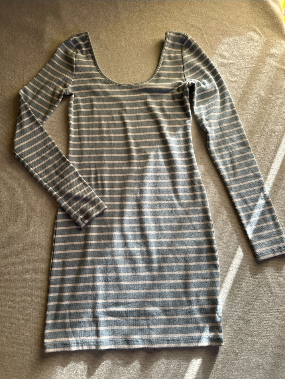AE Main Squeeze Striped Long Sleeve Scoop Neck Mini Bodycon Dress | M